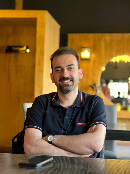 عکس الیاس اثنیعشری